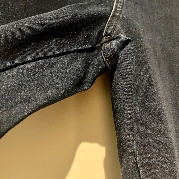 Women’s Levi’s Runaround Super Skinny Jeans - Picture 3 of 6